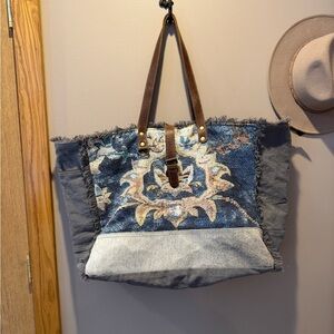 Myra Bag tote